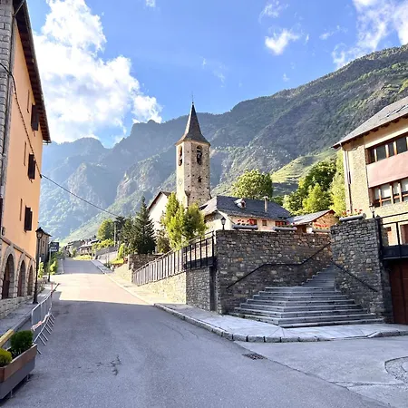 Casa Sastressa - L'amfitriona